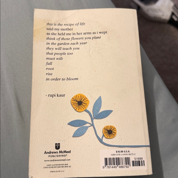 The Sun and Her Flowers Book by Rupi Kaur - Picture 5 of 5